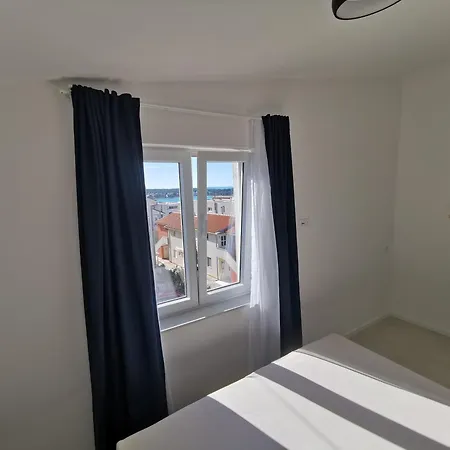 Beautiful Apartments Near The City Center Novalja Exterior photo